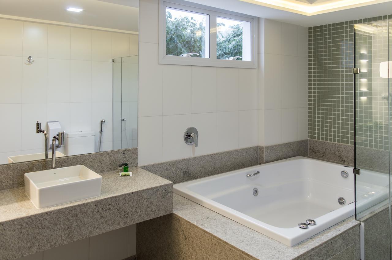 Bravo Hotel João Neiva Eksteriør bilde