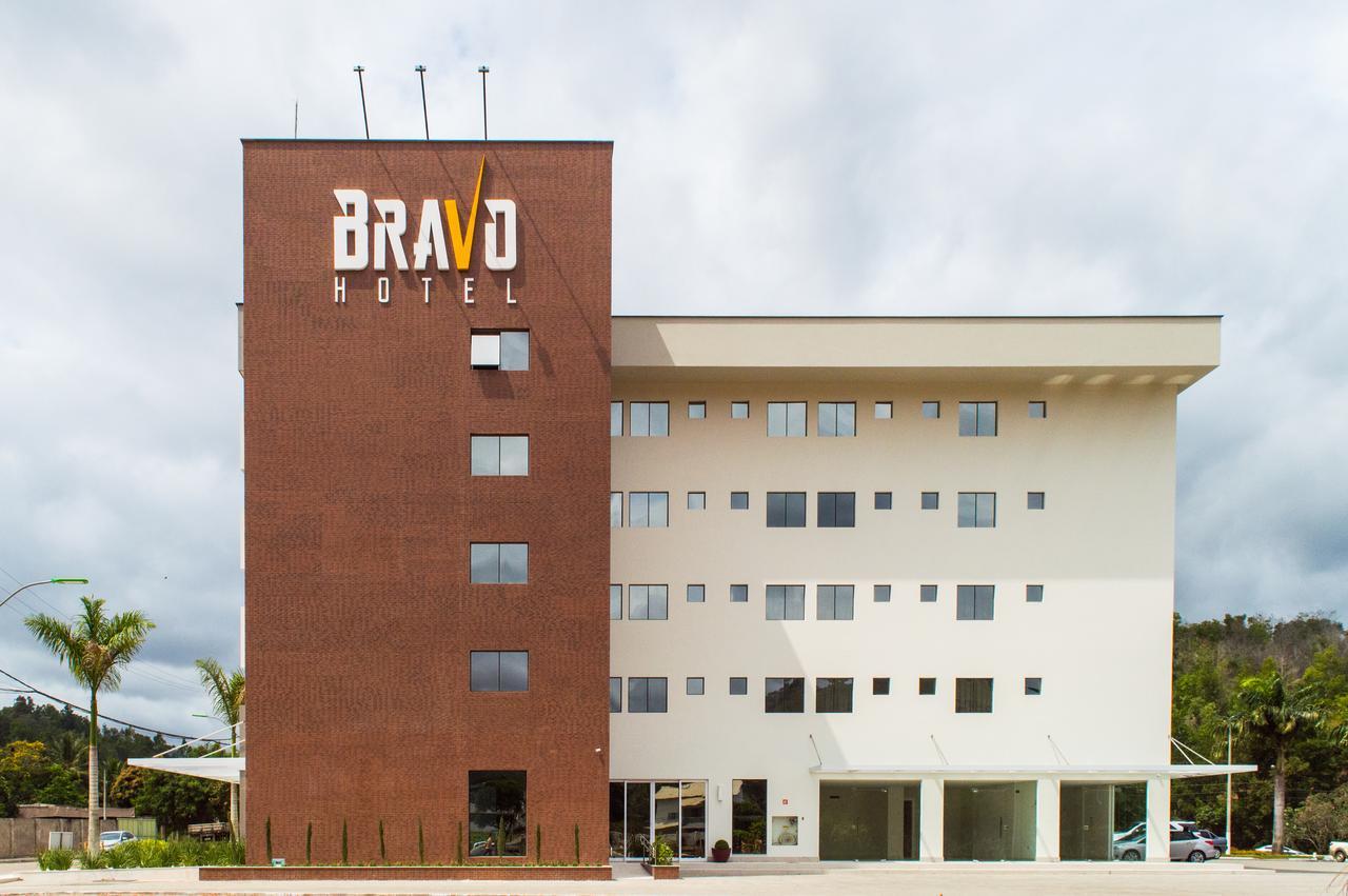 Bravo Hotel João Neiva Eksteriør bilde