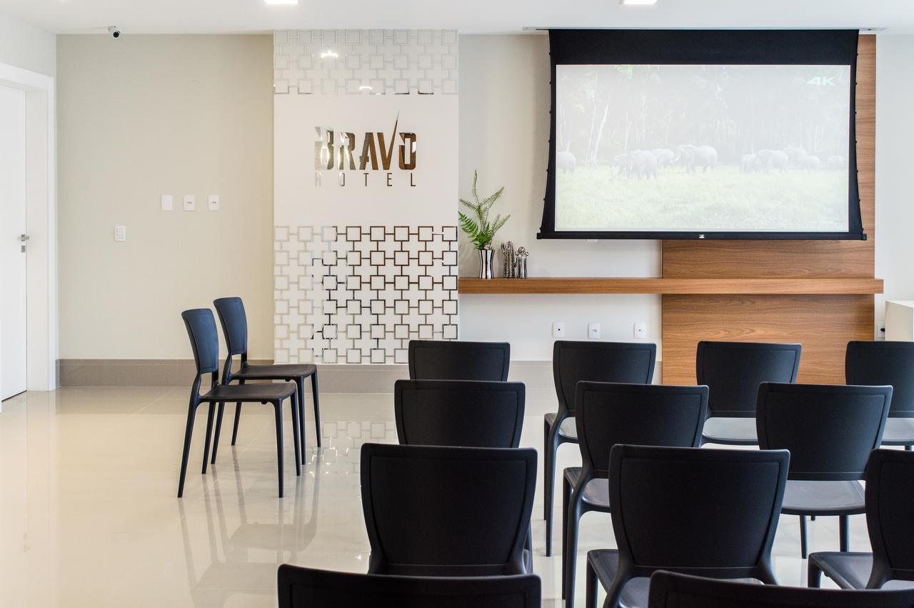 Bravo Hotel João Neiva Eksteriør bilde